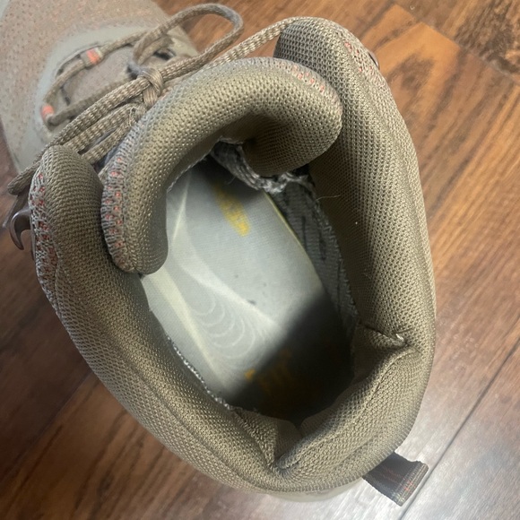 KEEN Women's Terradora 2 Waterproof Mid Height Hiking Boot - Picture 4 of 8